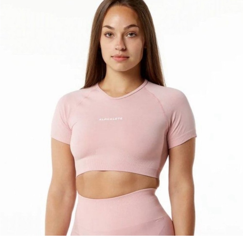 Alphalete top